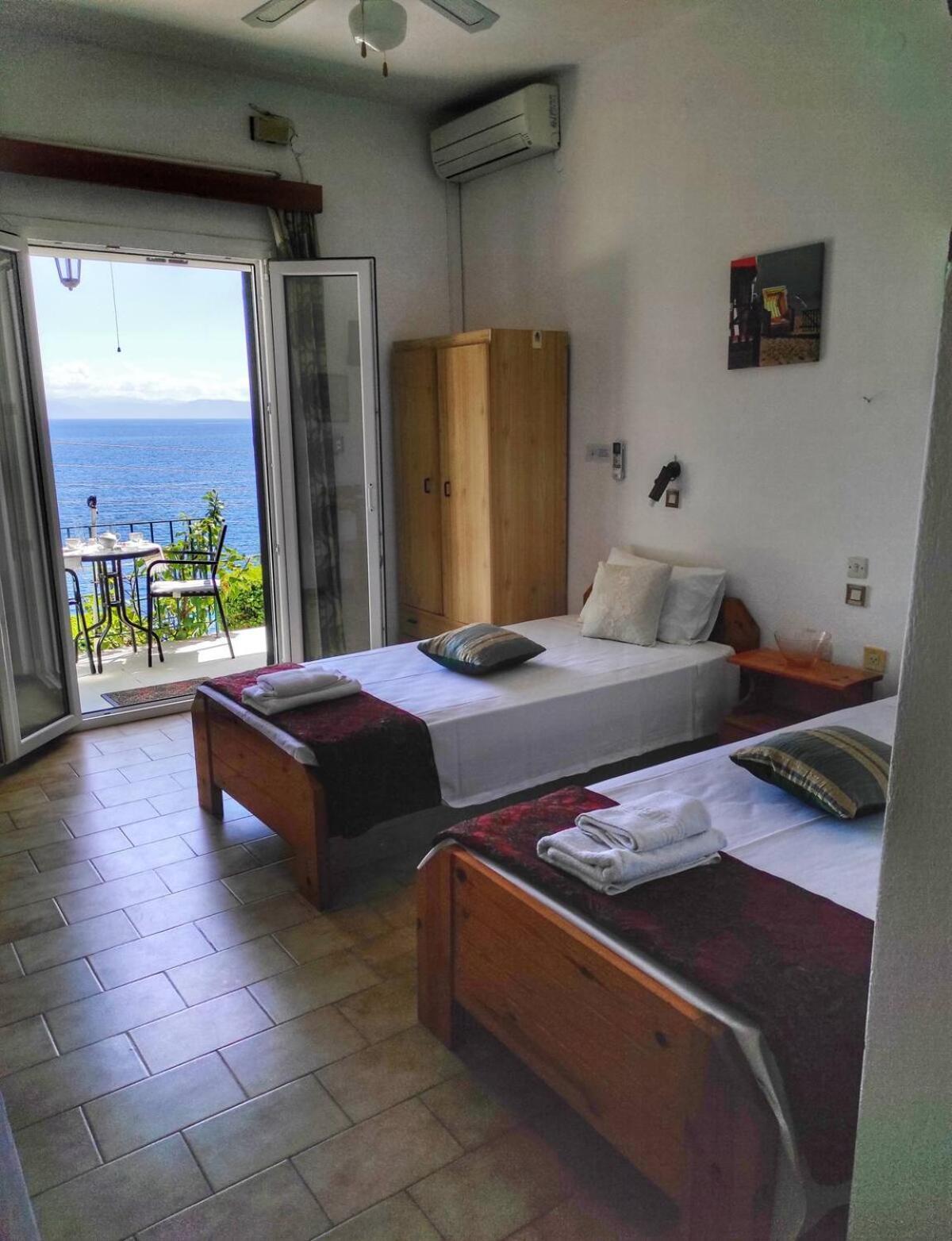 Villa Fourtuna Apartment 阿基奥斯·伊奥尼斯·佩里斯特 外观 照片