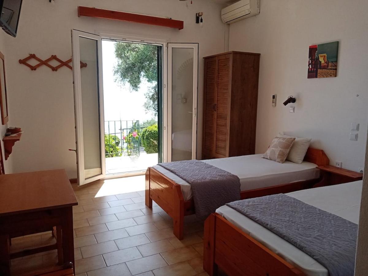 Villa Fourtuna Apartment 阿基奥斯·伊奥尼斯·佩里斯特 外观 照片